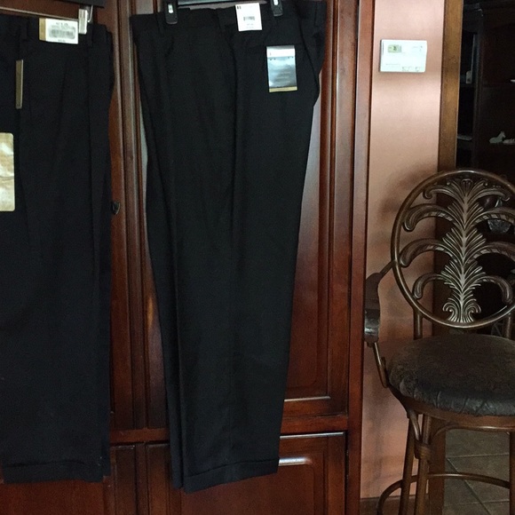 Men’s dress slacks - Picture 5 of 8